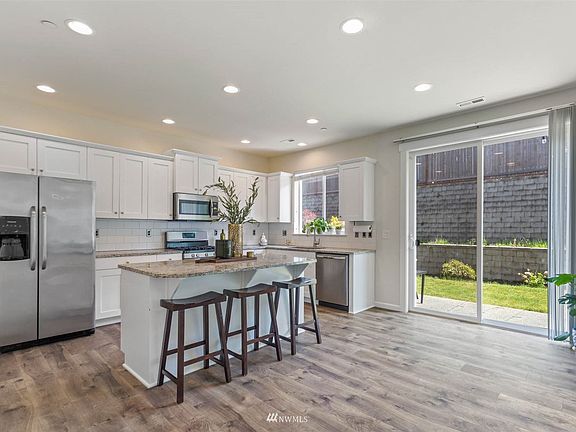 5th image of 5009 52nd Avenue Ct W