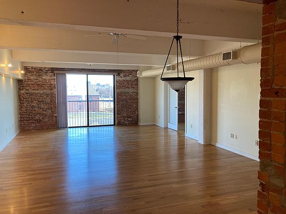 5th image of 432 E Rich St Unit 4D