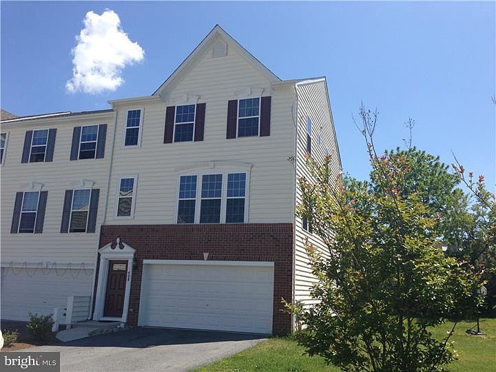 1st image of 408 Scarecrow Ct