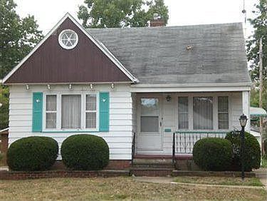 1st image of 2703 Grovewood Ave