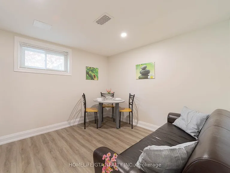 8 Laxford Ave — Photo 23
