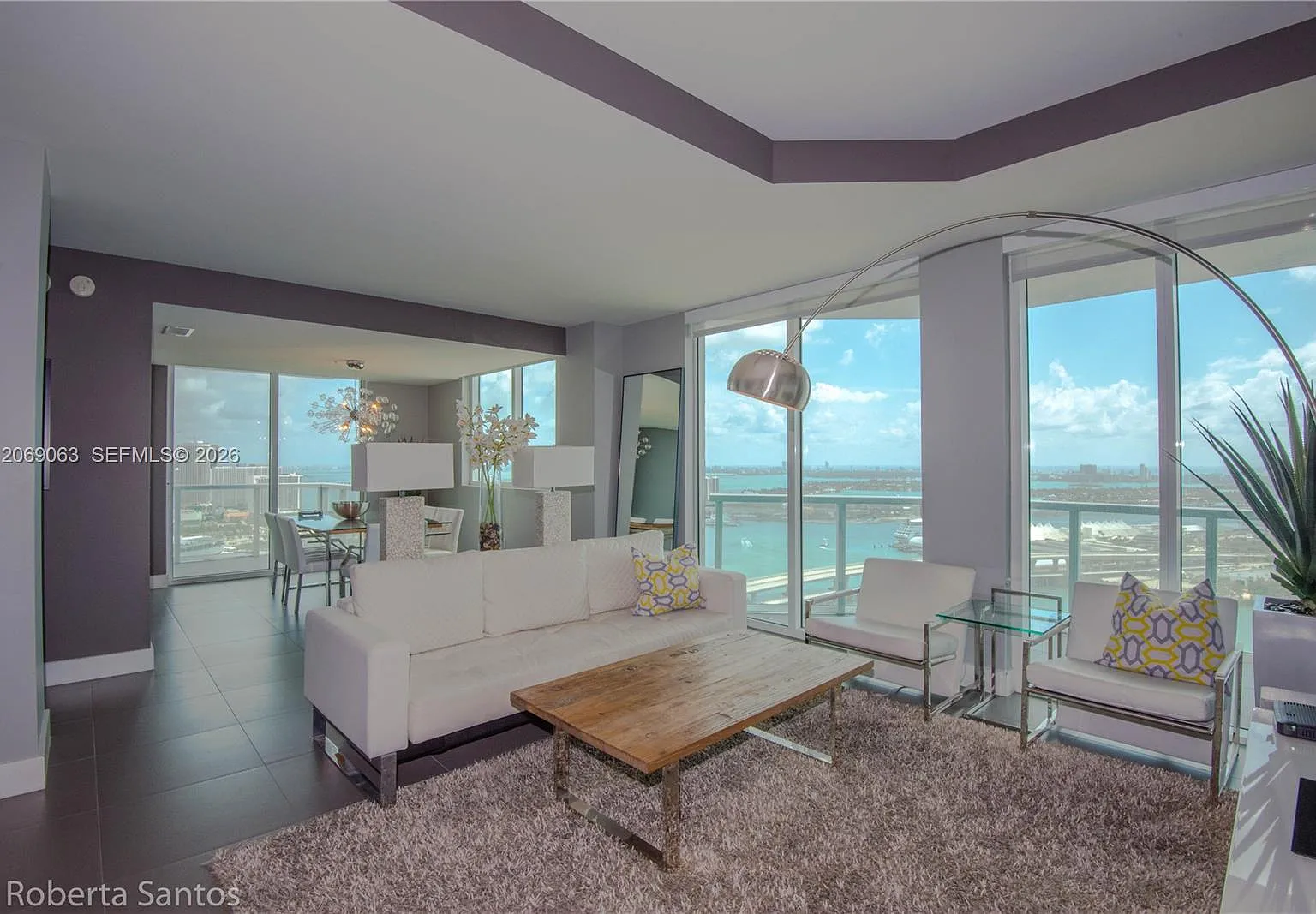 Vizcayne North Condo — Photo 1