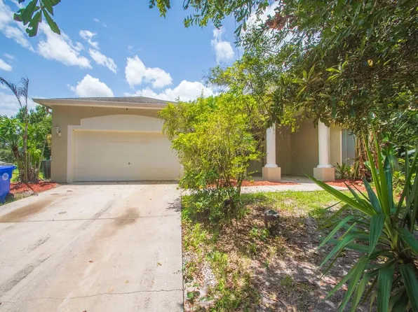 4655 52nd Avenue, Vero Beach, FL 32967