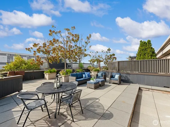 745 Bellevue Avenue E #401, Seattle, WA 98102