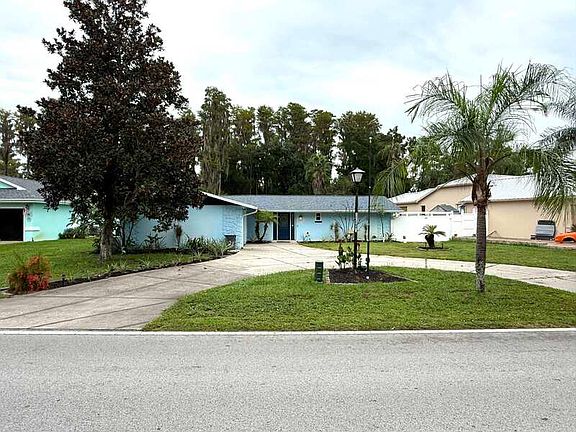 2nd image of 12131 Lacey Dr