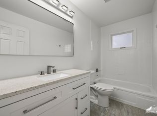 4207 Hayes St APT A, Anchorage, AK 99503