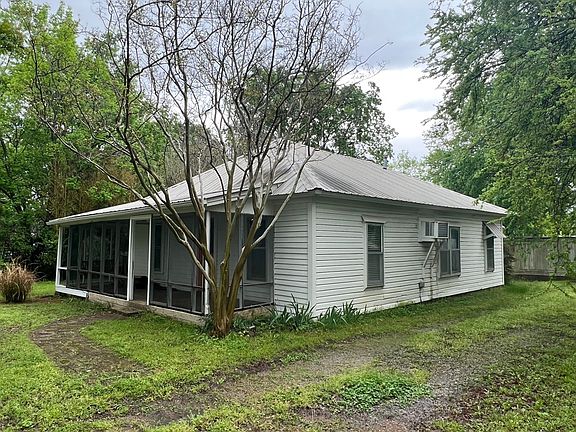 2nd image of 308 E Ada Ave