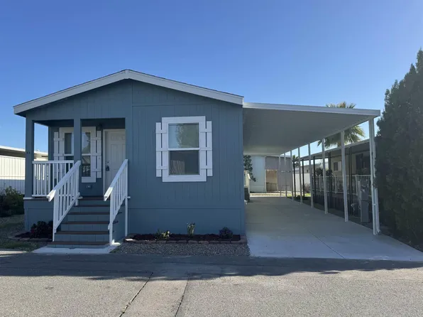 725 W Thornton Ave Space 53, Hemet, CA 92543