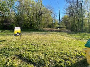 1121 E 2nd St, Hopkinsville, KY 42240