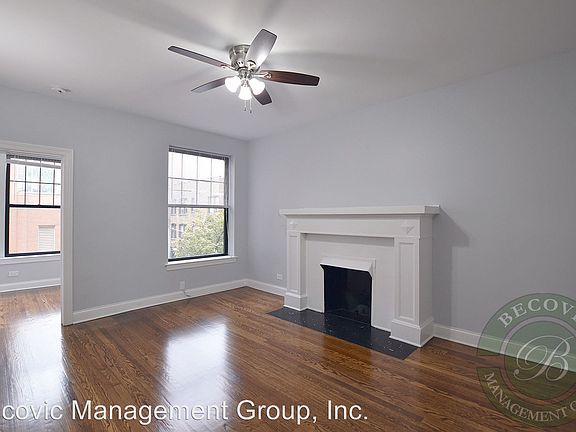 3rd image of 7700-7706 N Marshfield 1638-1642 W Jonquil Ter #3B