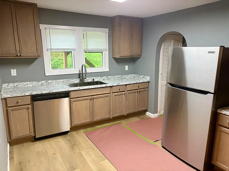 580 Indiana Ave #1 — Photo 10