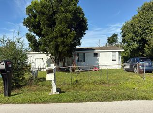 8116 Penny Dr, North Fort Myers, FL 33917
