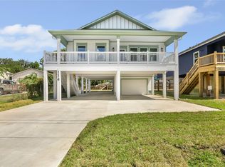 114 Dwire Dr, La Porte, TX 77571
