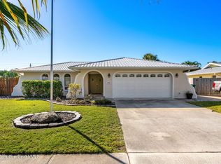 509 W Amherst Cir, Satellite Beach, FL 32937