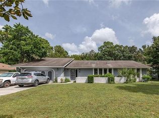 50 Pine St, Homosassa, FL 34446