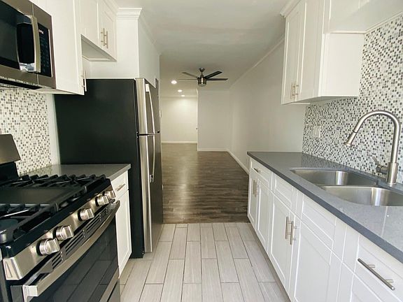 3rd image of 1636 N Fuller Ave APT 2G