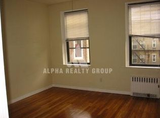 58 Queensberry St APT 10, Boston, MA 02215