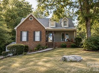 7947 Lakeview Dr, Denver, NC 28037