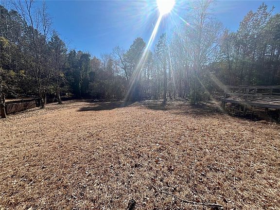 5th image of 294 Ponderosa Point