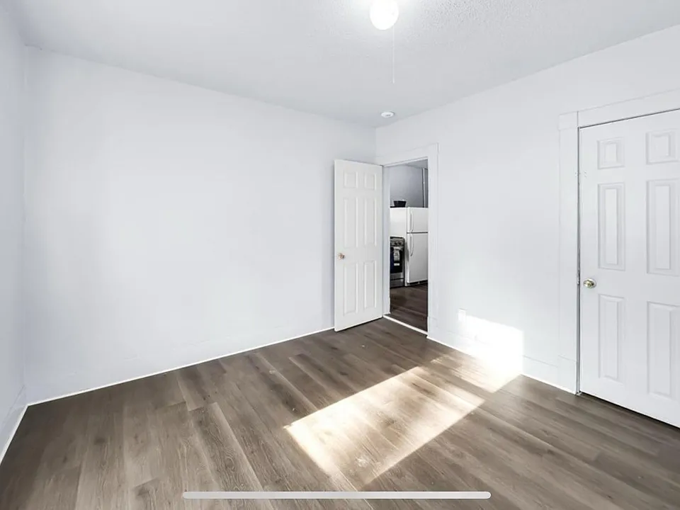 161 Kensington Ave #1L