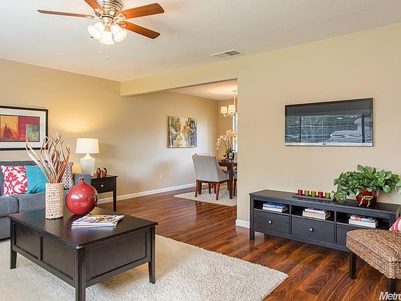 3rd image of 8667 Quail Oak Way