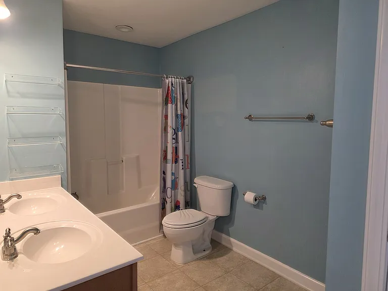 633 Menlo Park Ln — Photo 15