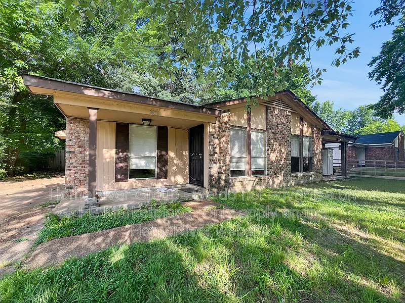 3436 Woodhollow Dr