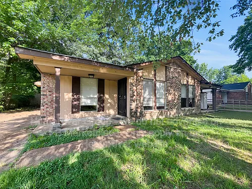 3436 Woodhollow Dr Photo 1