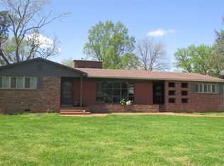 213 Admiral Cir, Lawrenceburg, TN 38464