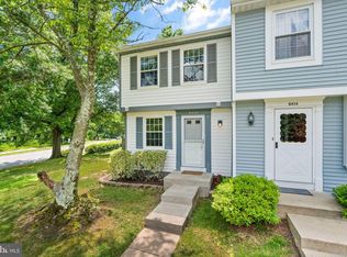 8416 Cacapon Ct, Lorton, VA 22079