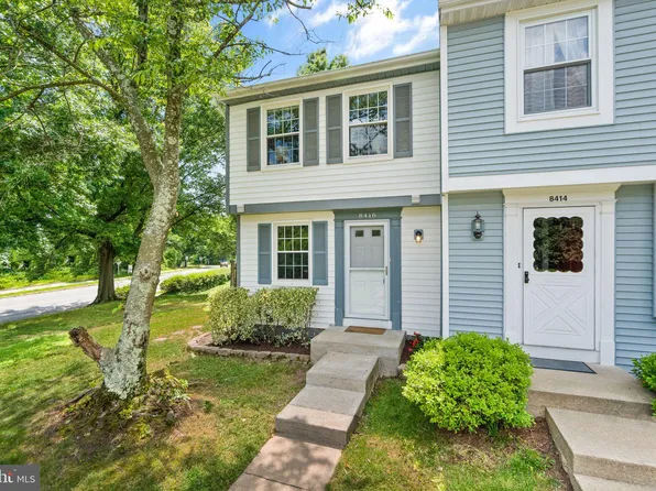 8416 Cacapon Ct, Lorton, VA 22079