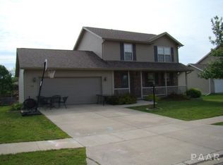 108 Sandyshores Dr, Chillicothe, IL 61523