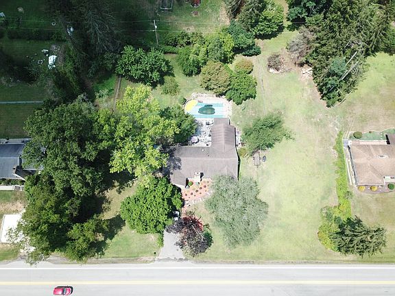 3rd image of 1739 Fairmont Ave