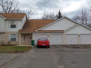 994 N Village Dr UNIT 2, Round Lake Beach, IL 60073