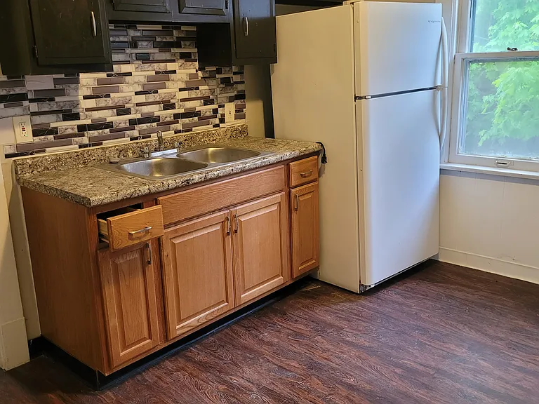 506 E 140th St #2 — Photo 11