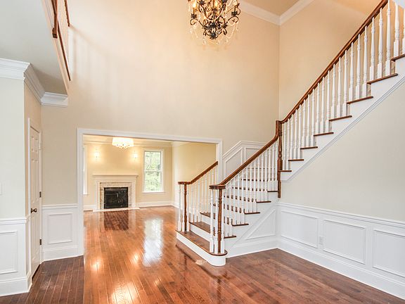Sample Mar-J Builders home pictured