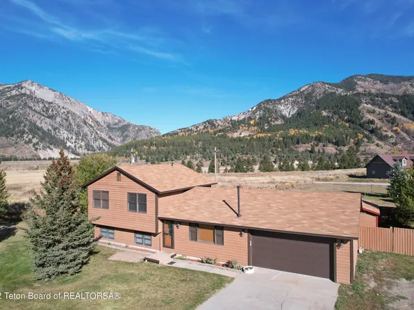 240 River Bench Rd, Alpine, WY 83128