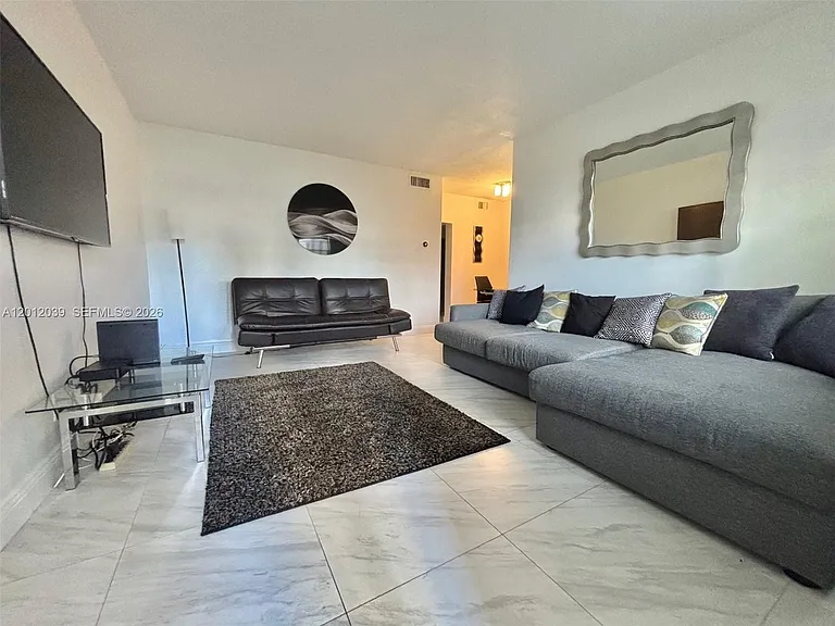 2200 S Ocean Dr #N109 — Photo 6