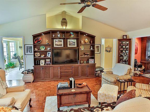 5th image of 9501 E Vista Dr
