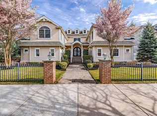 53 Bay Rd, Ocean City, NJ 08226