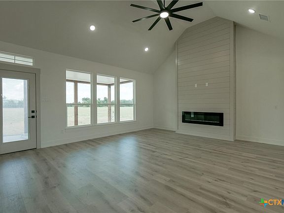 5th image of 7901 Pecan Rd