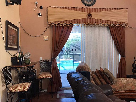 5th image of 2711 Star Grass Cir