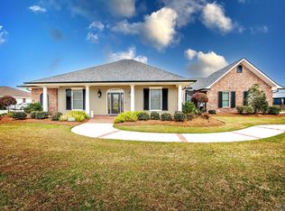 4122 Bayou Estates Dr, Bourg, LA 70343