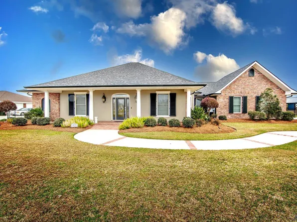 4122 Bayou Estates Dr, Bourg, LA 70343