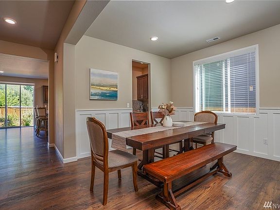 5th image of 10325 Driftwood Ave
