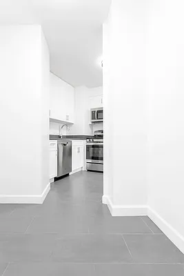 Rented by Olnick Organization | media 5