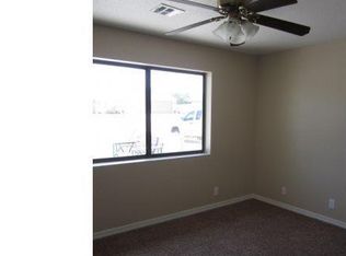 561 Hornet Dr, Lake Havasu City, AZ 86406