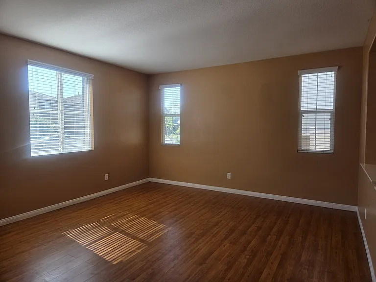 36813 Gemina Ave — Photo 3