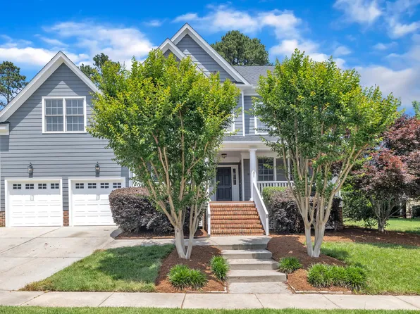 805 Alden Bridge Dr, Cary, NC 27519