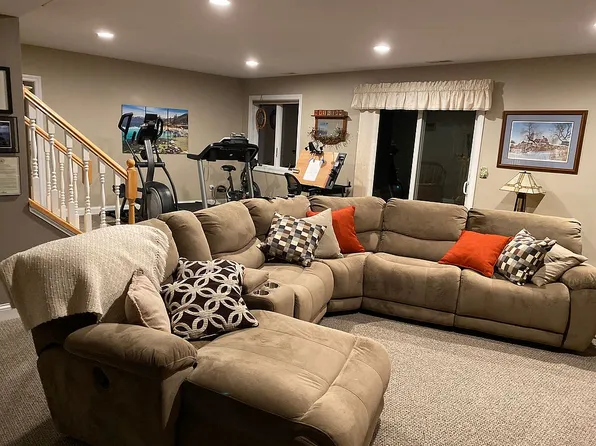 1338 Lone Stone Ct SE, Chatfield, MN 55923